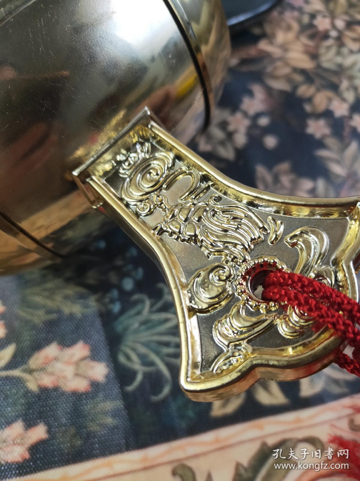 大黑天招财招福鎚锤 有底盘 挂红苏,从把至把顶总长19.5cm,福锤幅10.