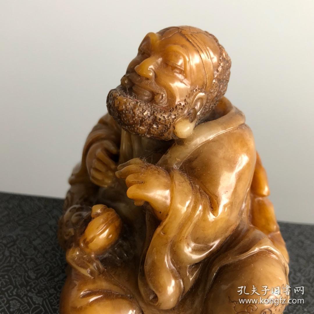 珍藏书法篆刻家高翔号西唐之作寿山田黄冻石罗汉印章摆件