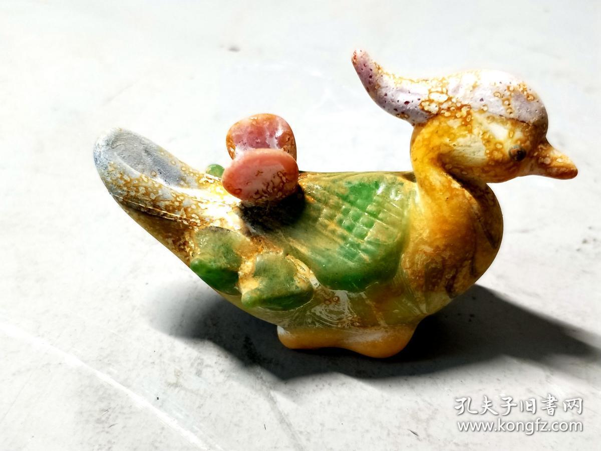 清代做工精致的琉璃鸟一对