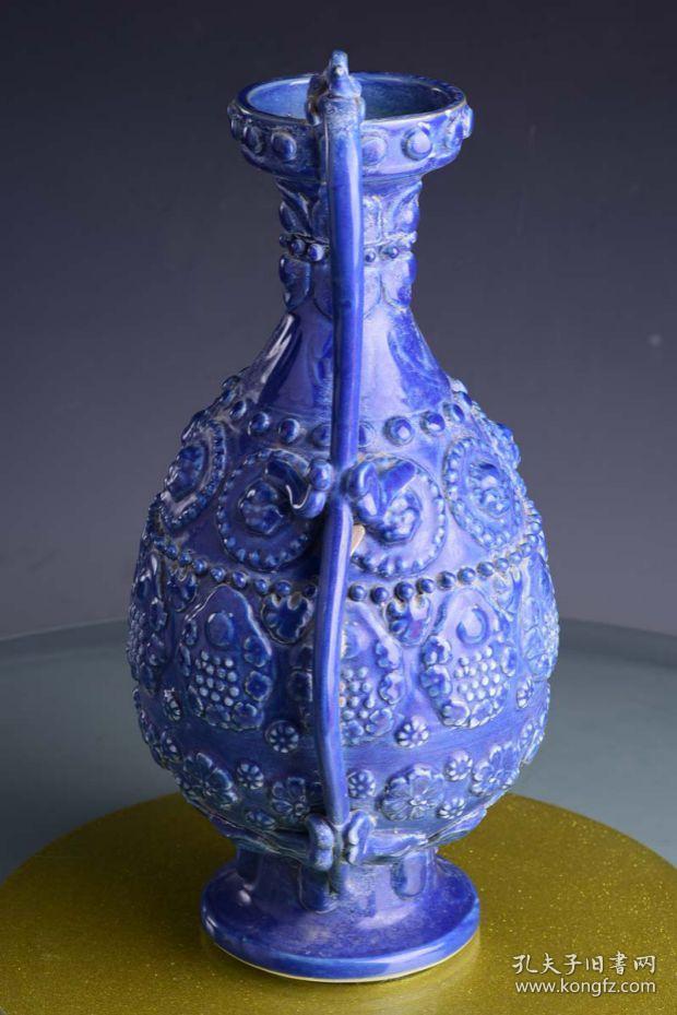 唐钴蓝宝石蓝釉贴花佛天使龙柄尊壶3000高42*20.7厘米
