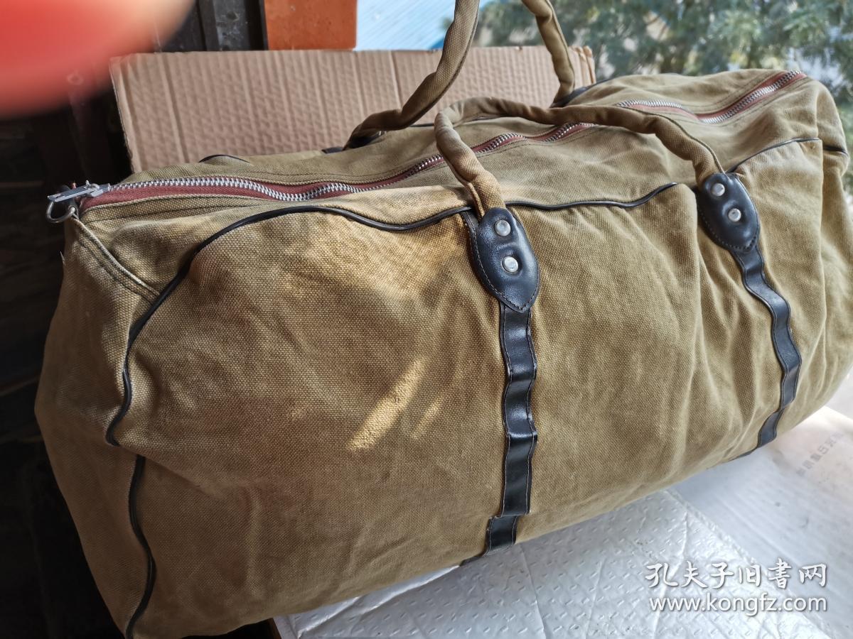 70年代帆布旅行包(60x22x27cm)