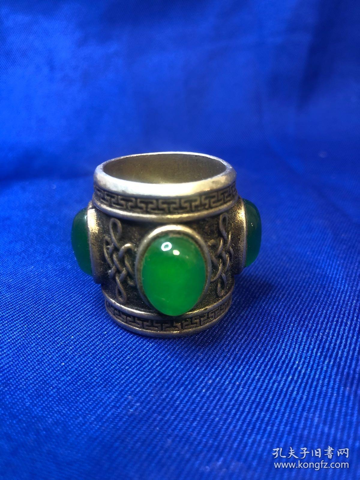 银镶嵌翡翠扳指